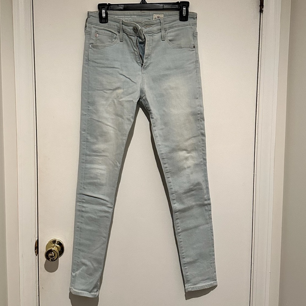 AG light washed Farrah Skinny Ankle Jeans- high rise